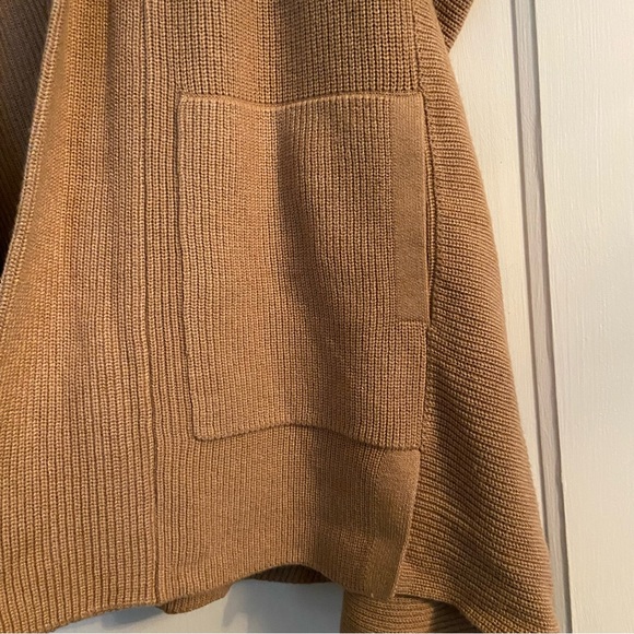 Banana Republic open sweater poncho - Picture 7 of 7